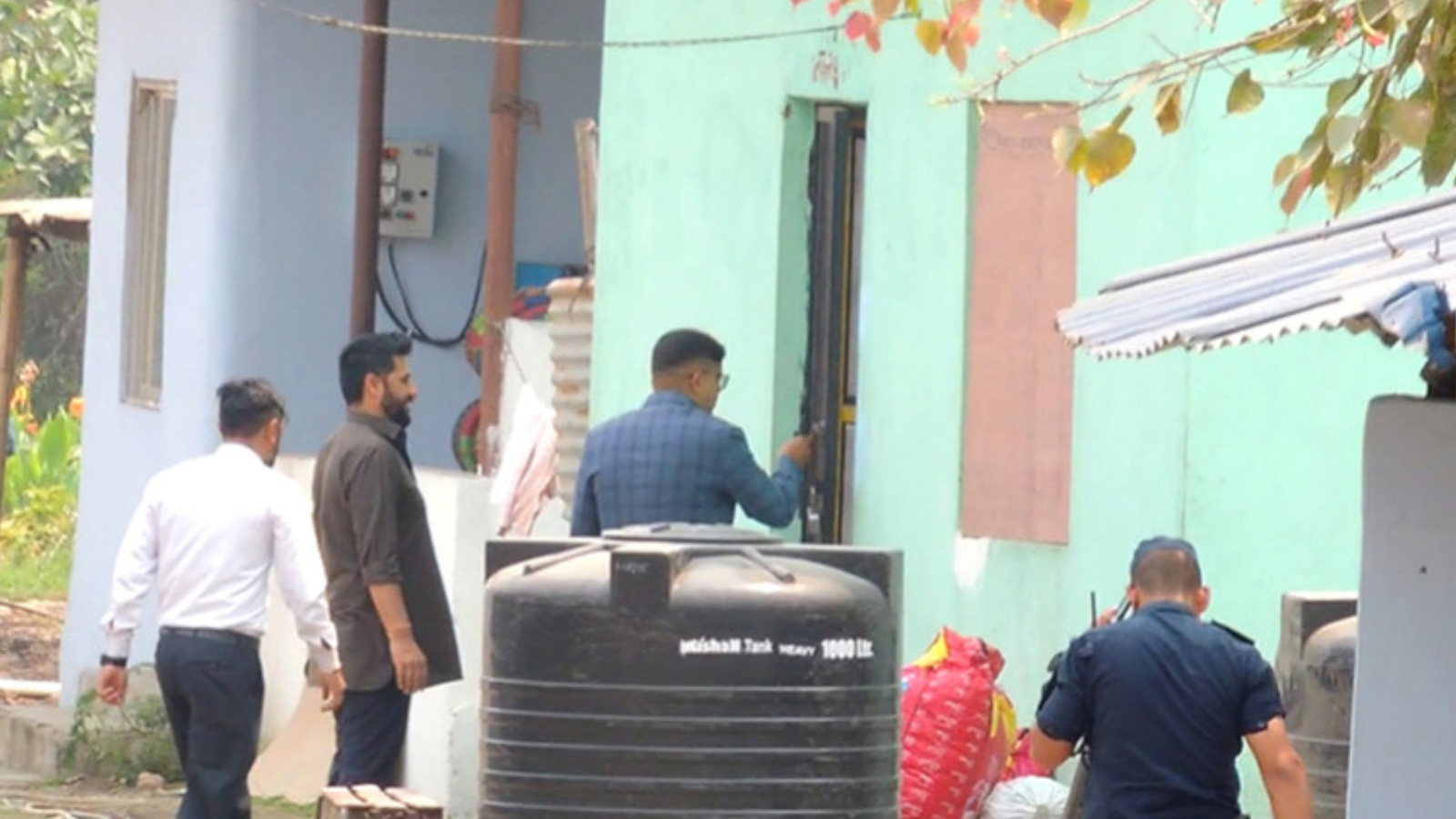Image of https://mayorsap.com/storage/photos/10/rabi karagar.jpg